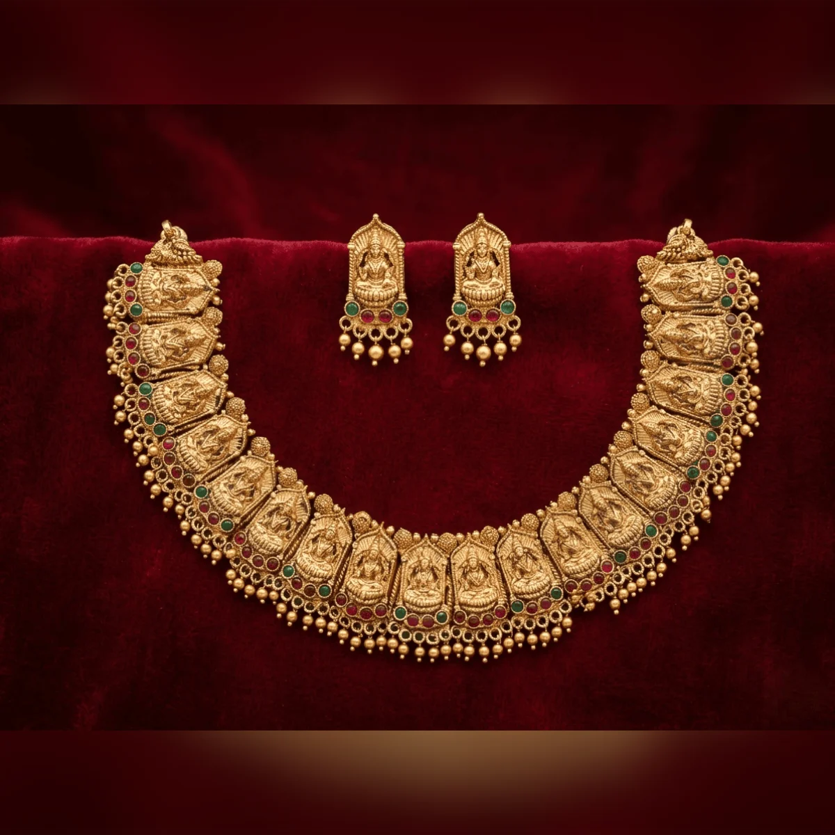 Royal Bridal Gold Necklace Set with Matching Earrings